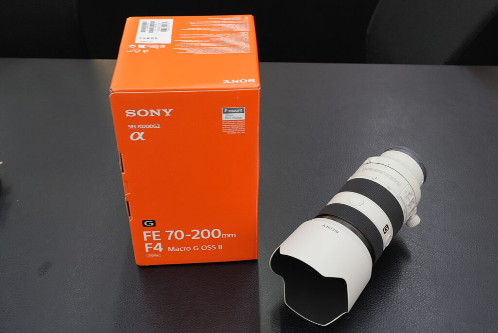 カメラ新製品展示開始SEL70200G2